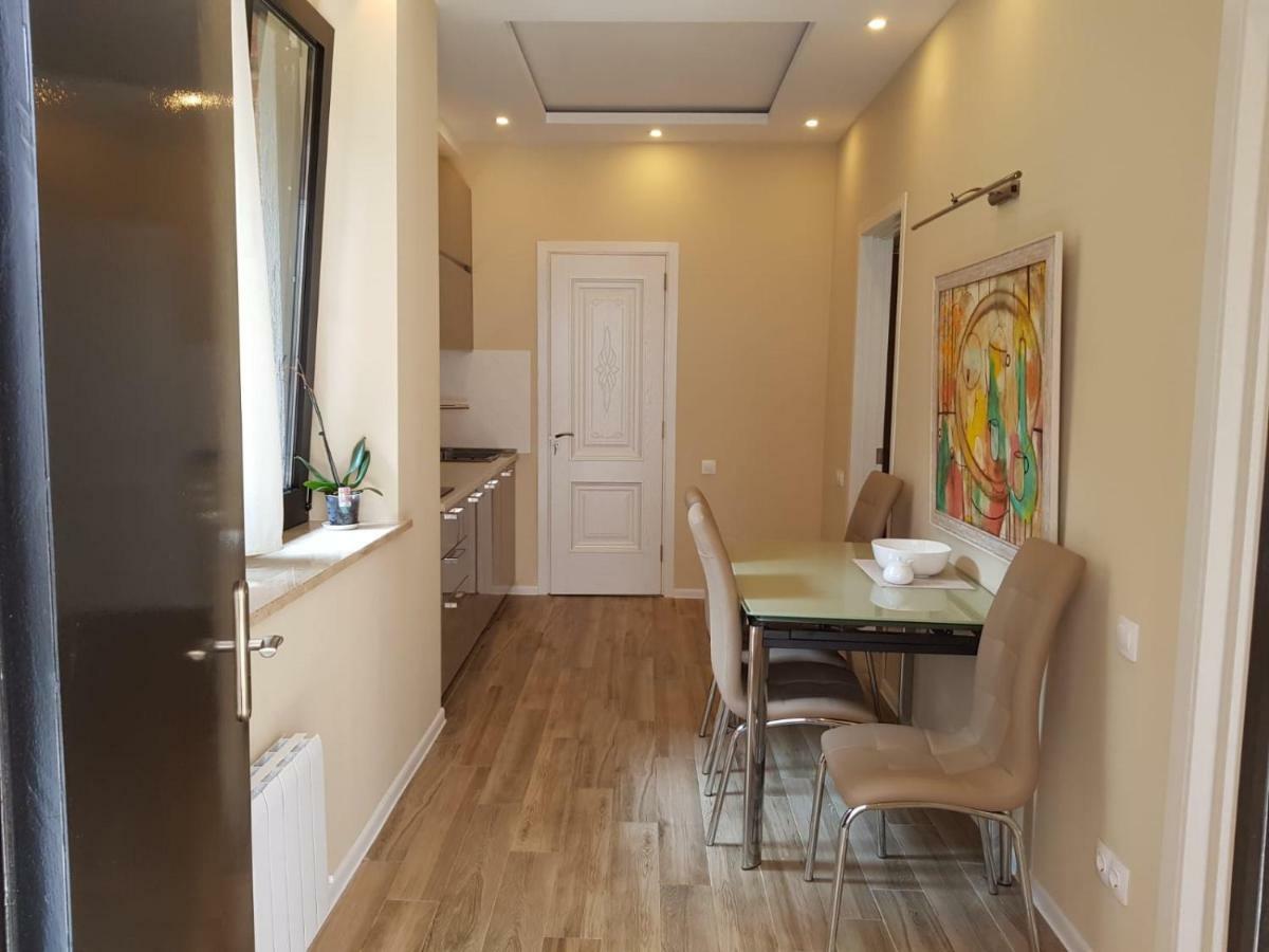 Apart Hotel Avlabari Yard Tiflis Dış mekan fotoğraf
